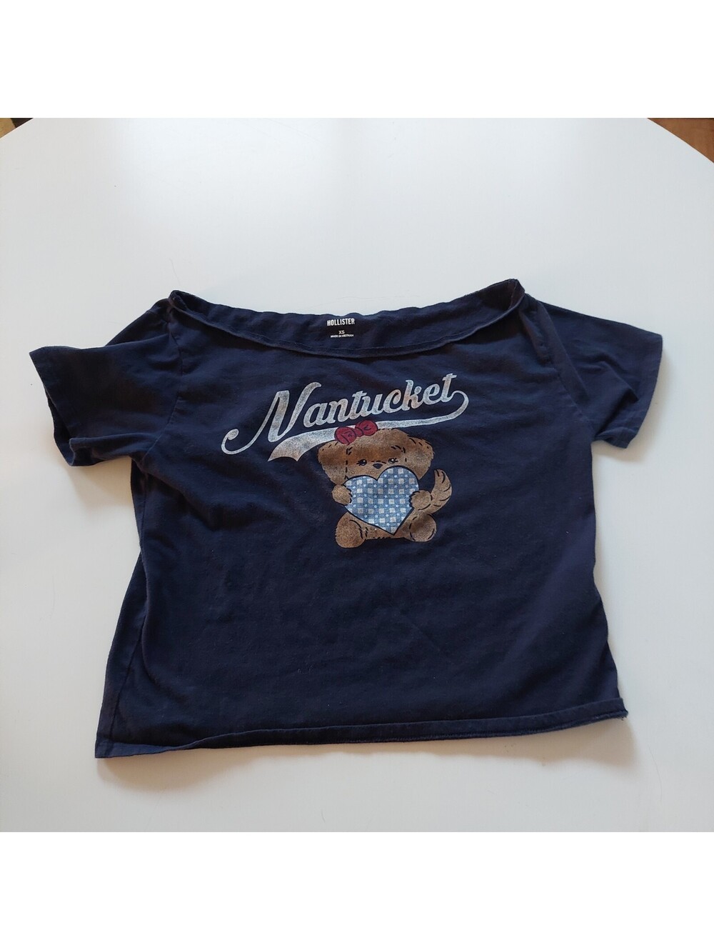 Hollister Women's Navy Blue Nantucket Graphic T-Shirt Size XS
